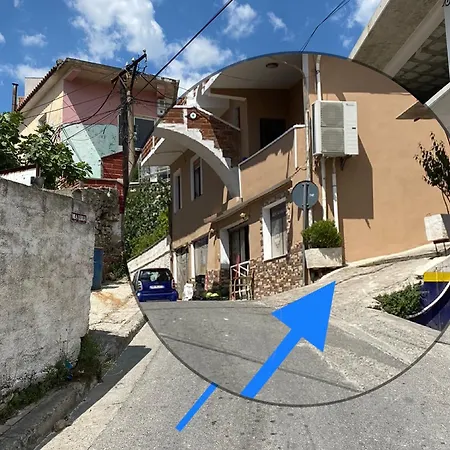 Llulla Alloggio in famiglia Krujë