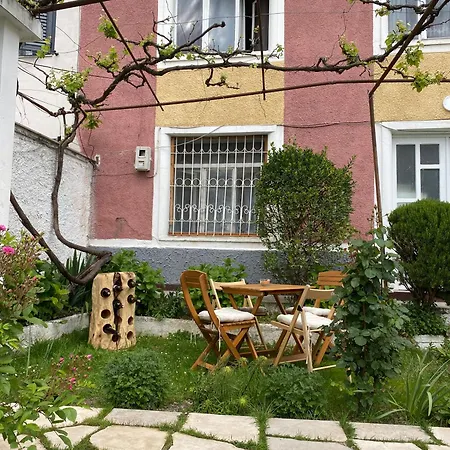 Llulla * Krujë