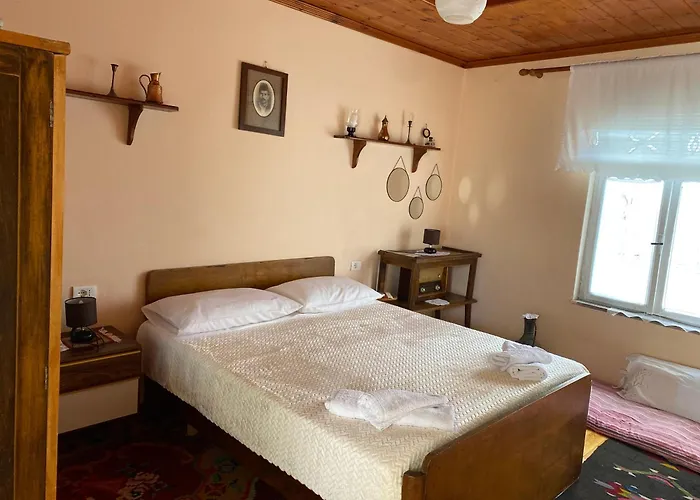 Llulla 民宿 Krujë